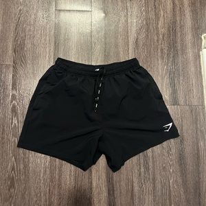GYMSHARK black men’s arrival 5 inch shorts - MEDIUM